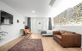 32 de Agosto rooms by SanSebastianForYou